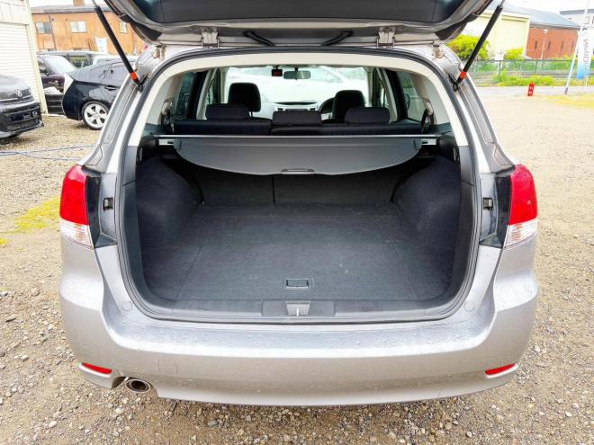 レガシィツーリングワゴン2.5i Sスタイル 4WD　ローンが不安な方＜優遇ローン＞本州仕入 1年保証　純正ナビ　フルセグTV 