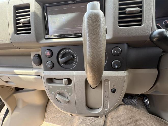 エブリイEVERY VAN 4WD JION TURBO本州仕入　寒冷地仕様　リアヒーター　TURBO ブルートゥースフルセグナビ　格納ミラーETC　エンジンオイル交換　全磨き済　スタットレス付 4WD 660 5Dr