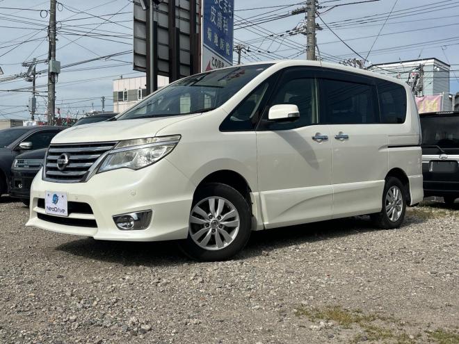 セレナ2.0HスターVセレクション+Safety 4WD　ローンが不安な方＜優遇ローン＞本州仕入　1年保証　両側パワースライドドア 