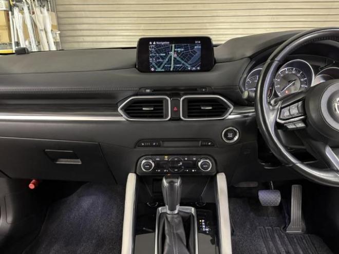 CX-5ＸＤ　Ｌパッケージ　本州仕入　寒冷地仕様　禁煙車　ヘッドアップディスプレイ　レーダークルーズ　純正１９インチＡＷ　社外１７ＡＷ＋スタッドレスタイヤ付　パワートランク　ドライブレコーダー　ルーフＢＯＸ　ドライブレコーダー 4WD 2200 5Dr