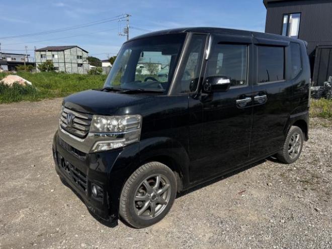 N-BOXカスタムGLパッケージ 4WD 660 5Dr