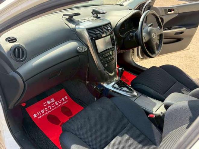 カルディナ2.0 GT-FOUR 4WD　ターボ　ETC　社外アルミホイール　パワステ　パワーウィンドウ　ドライブレコーダー　エアコン　バックカメラ　ナビ　盗難防止装置　ABS　タイミングベルト交換済 2000