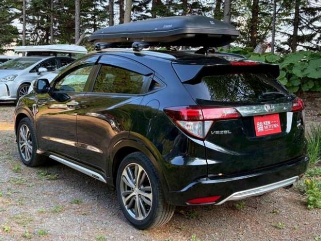 ヴェゼル1.5 ハイブリッド Z ホンダセンシング 4WD　クルーズコントロール　パワステ　パワーウィンドウ　エアコン　純正ナビ　バックカメラ　純正アルミホイール　ABS　キーレスエントリー　パドルシフト　シートヒーター　パワーシート 1500