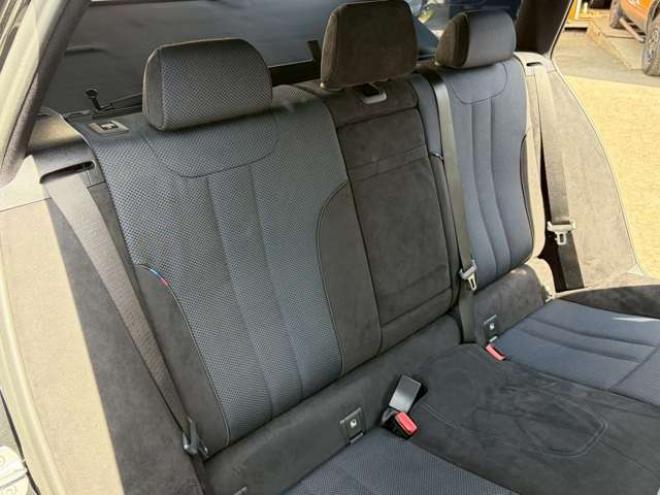 BMW5シリーズツーリング 523d xドライブ Mスピリット ディーゼルターボ　フルセグTV　ナビ　全方位カメラ　パワステ　パワーウィンドウ　ETC　エアコン　記録簿　キーレスエントリー　アルミホイール　ドライブレコーダー　パワーバックドア 正規輸入車 4WD 2000