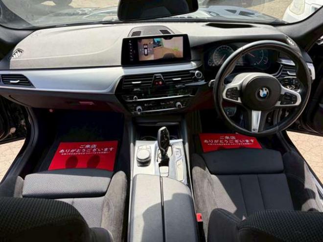 BMW5シリーズツーリング 523d xドライブ Mスピリット ディーゼルターボ　フルセグTV　ナビ　全方位カメラ　パワステ　パワーウィンドウ　ETC　エアコン　記録簿　キーレスエントリー　アルミホイール　ドライブレコーダー　パワーバックドア 正規輸入車 4WD 2000