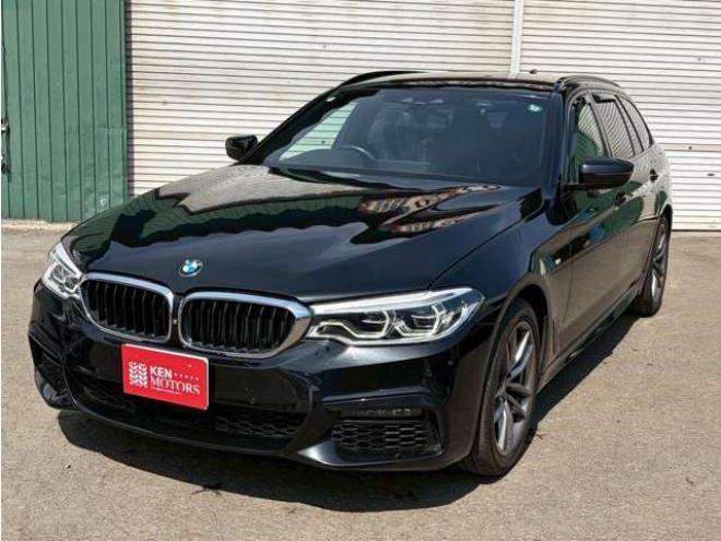 BMW5シリーズツーリング 523d xドライブ Mスピリット ディーゼルターボ　フルセグTV　ナビ　全方位カメラ　パワステ　パワーウィンドウ　ETC　エアコン　記録簿　キーレスエントリー　アルミホイール　ドライブレコーダー　パワーバックドア 正規輸入車 4WD 2000