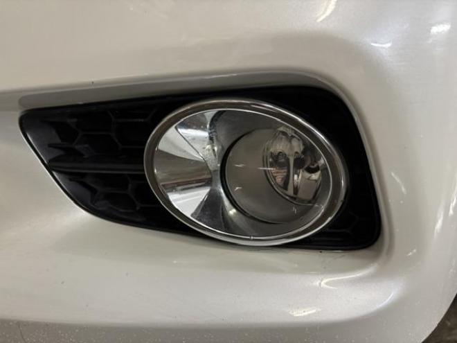 マークXジオエアリエル　寒冷地仕様　禁煙車　社外１６インチＡＷ　社外１６ＡＷ＋スタッドレスタイヤ付　純正ナビ　フルセグ地デジ　Ｂｌｕｅｔｏｏｔｈオーディオ　バックカメラ　ドライブレコーダー　ＨＩＤヘッドライト　横滑り防止装置 4WD 2400 5Dr