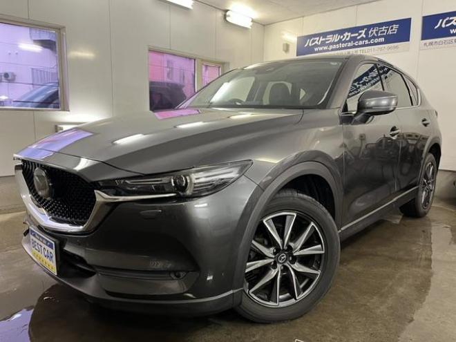 CX-5ＸＤ　Ｌパッケージ　本州仕入　寒冷地仕様　禁煙車　ヘッドアップディスプレイ　レーダークルーズ　車線逸脱警報　純正１９インチＡＷ　社外１７ＡＷ＋スタッドレスタイヤ付　パワートランク　純正ブラックレザーシート　ＥＴＣ　ＡＵＸ 4WD 2200 5Dr