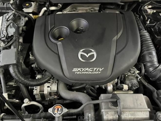 CX-5ＸＤ　Ｌパッケージ　本州仕入　寒冷地仕様　禁煙車　ヘッドアップディスプレイ　レーダークルーズ　車線逸脱警報　純正１９インチＡＷ　社外１７ＡＷ＋スタッドレスタイヤ付　パワートランク　純正ブラックレザーシート　ＥＴＣ　ＡＵＸ 4WD 2200 5Dr