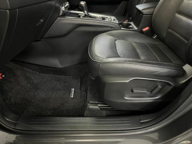 CX-5ＸＤ　Ｌパッケージ　本州仕入　寒冷地仕様　禁煙車　ヘッドアップディスプレイ　レーダークルーズ　車線逸脱警報　純正１９インチＡＷ　社外１７ＡＷ＋スタッドレスタイヤ付　パワートランク　純正ブラックレザーシート　ＥＴＣ　ＡＵＸ 4WD 2200 5Dr
