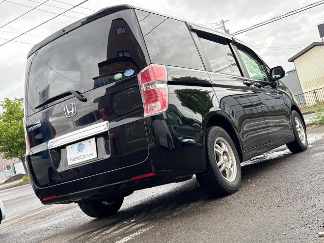 ステップワゴン2.0G Lパッケージ 4WD　ローンが不安な方＜優遇ローン＞　寒冷地仕様　社外ナビ　両側パワースライド 4WD 2000 5Dr