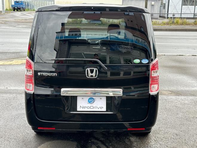 ステップワゴン2.0G Lパッケージ 4WD　ローンが不安な方＜優遇ローン＞　寒冷地仕様　社外ナビ　両側パワースライド 4WD 2000 5Dr