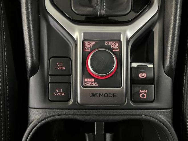 フォレスタープレミアム　本州仕入　寒冷地仕様　禁煙車　アイサイト　ＸＭＯＤＥ　レーダークルーズ　純正１８インチＡＷ　社外１７ＡＷ＋スタッドレスタイヤ　パワーバックドア　純正ブラックハーフレザーシート　デジタルインナーミラー 4WD 2500 5Dr