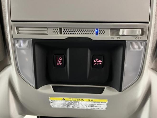 フォレスタープレミアム　本州仕入　寒冷地仕様　禁煙車　アイサイト　ＸＭＯＤＥ　レーダークルーズ　純正１８インチＡＷ　社外１７ＡＷ＋スタッドレスタイヤ　パワーバックドア　純正ブラックハーフレザーシート　デジタルインナーミラー 4WD 2500 5Dr