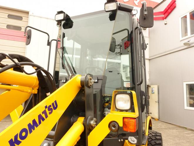 ホイールローダコマツ WA50-8　バケット容量0.6m3　