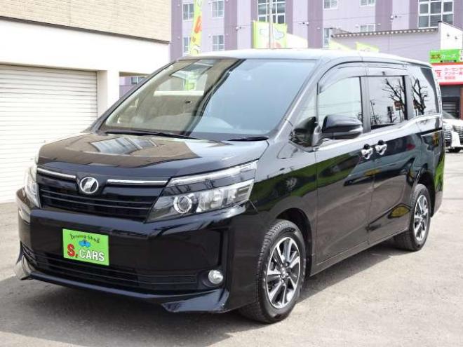 ヴォクシー2.0 V 4WD　保証1年/走行距離無制限　4WD　両側パワースライドドア　ALPINE　BIGX　9型ナビ　地デジ　バックカメラ　Bluetooth接続　フリップダウンモニター　オートマチックハイビーム　前後ドライブレコーダー　冬タイヤ付き 2000