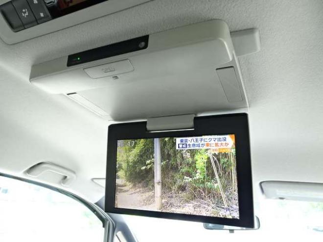 ヴォクシー2.0 ZS 煌 4WD　本州車　保証1年/走行距離無制限　4WD　ワンオーナー　　両側パワースライドドア　純正ナビ　地デジ　バックカメラ　Bluetooth接続　フリップダウンモニター　LEDヘッドライト　ビルトインETC　冬タイヤ付き 2000