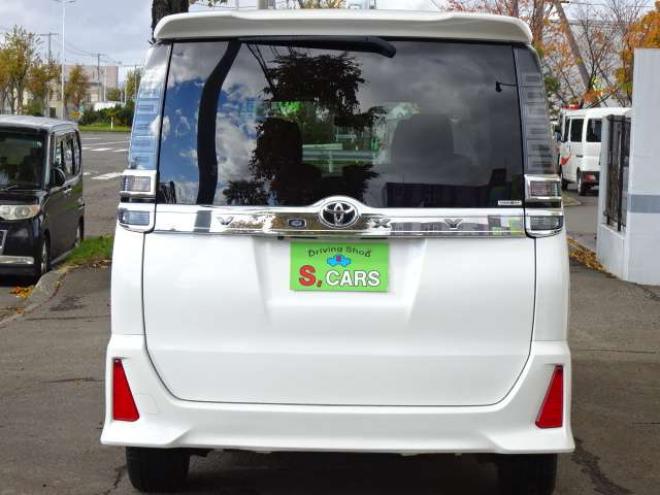 ヴォクシー2.0 ZS 煌II 4WD　本州車　保証1年/走行距離無制限　4WD　後期型　トヨタセーフティセンス　両側パワースライドドア　純正ナビ　地デジ　バックカメラ　LEDヘッドライト　ビルトインETC　クルーズコントロール　冬タイヤ付属　USB接続 2000