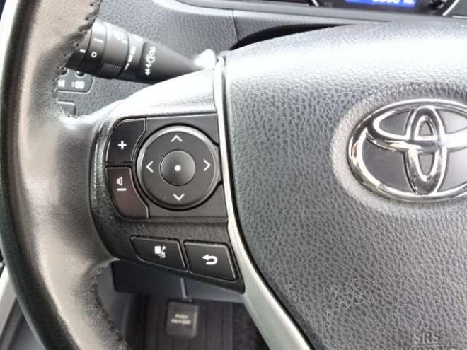 ヴォクシー2.0 ZS 煌II 4WD　本州車　保証1年/走行距離無制限　4WD　後期型　トヨタセーフティセンス　両側パワースライドドア　純正ナビ　地デジ　バックカメラ　LEDヘッドライト　ビルトインETC　クルーズコントロール　冬タイヤ付属　USB接続 2000