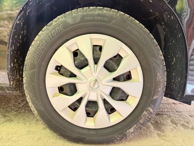 セレナ2.0 XV 4WD　防錆塗装4WDTVナビBカメETCドラレコ 2000
