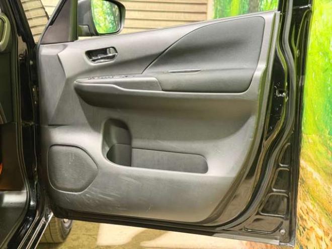 セレナ2.0 XV 4WD　防錆塗装4WDTVナビBカメETCドラレコ 2000