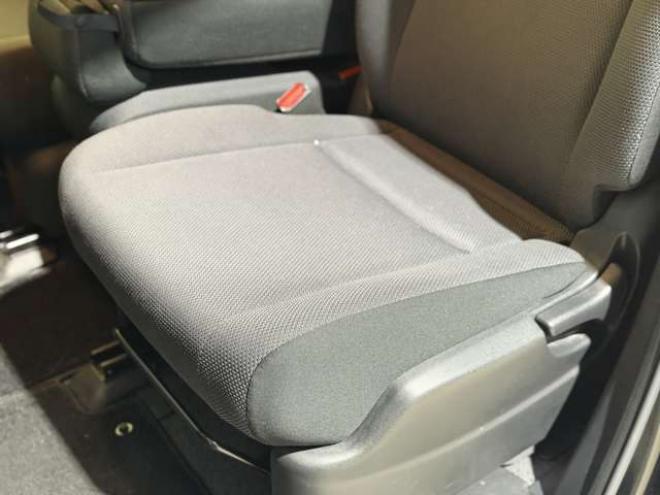 セレナ2.0 XV 4WD　防錆塗装4WDTVナビBカメETCドラレコ 2000