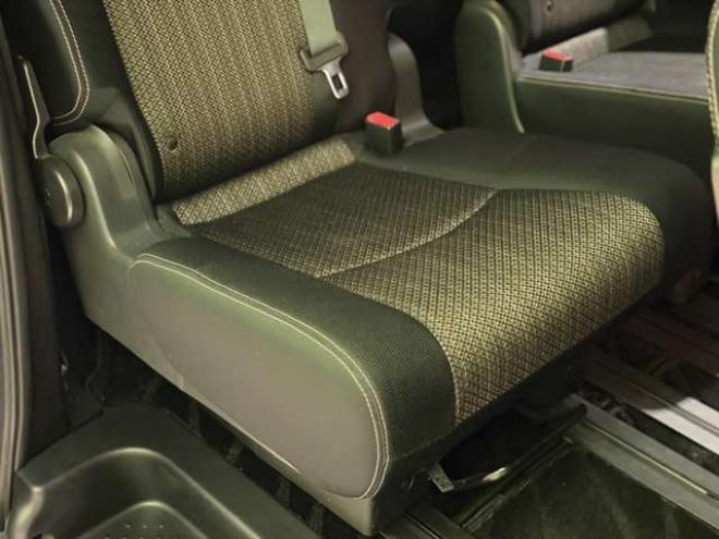 セレナ2.0 ハイウェイスター Vセレクション+Safety 4WD　防錆塗装4WDTVナビBカメETC 2000