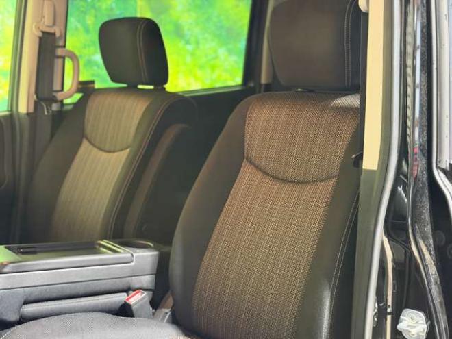 セレナ2.0 ハイウェイスター Vセレクション+Safety 4WD　防錆塗装4WDTVナビBカメETC 2000