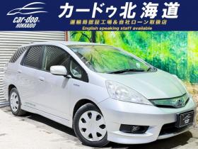 フィットシャトルハイブリッド　1.3　防錆塗装TVナビBカメETCドラレコ 2WD 1300