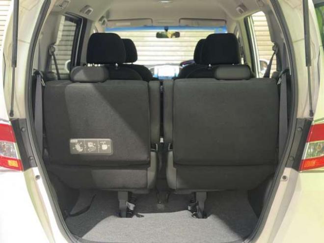 フリード1.5 G ジャストセレクション 4WD　防錆塗装4WDTVナビETC 1500