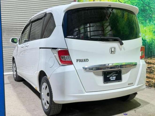 フリード1.5 G ジャストセレクション 4WD　防錆塗装4WDTVナビETC 1500