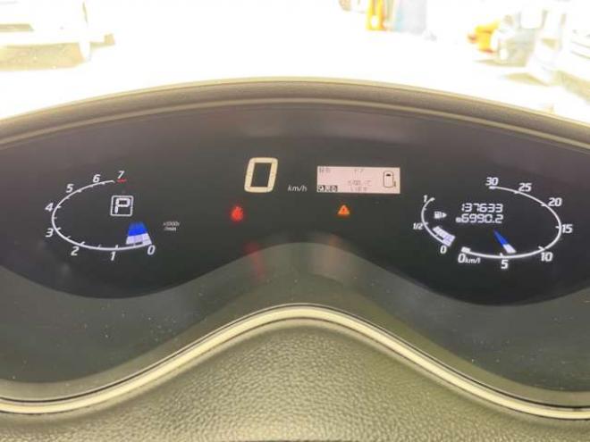 セレナ2.0 ハイウェイスター 4WD　防錆塗装4WDTVナビBカメエンスタETC後席モニタ 2000