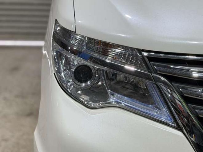 セレナ2.0 ハイウェイスター Vセレクション+Safety 4WD　防錆塗装4WDTVナビBカメエンスタETCドラレコ積込タイヤ 2000