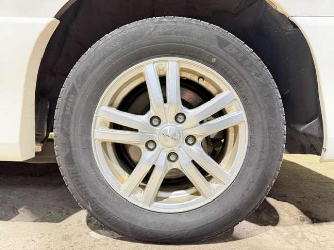セレナ2.0 ハイウェイスター Vセレクション+Safety 4WD　防錆塗装4WDTVナビBカメエンスタETCドラレコ積込タイヤ 2000
