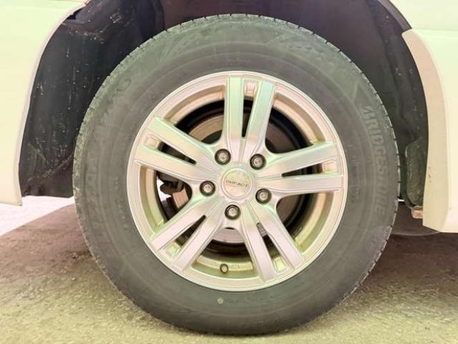 セレナ2.0 ハイウェイスター Vセレクション+Safety 4WD　防錆塗装4WDTVナビBカメエンスタETCドラレコ積込タイヤ 2000