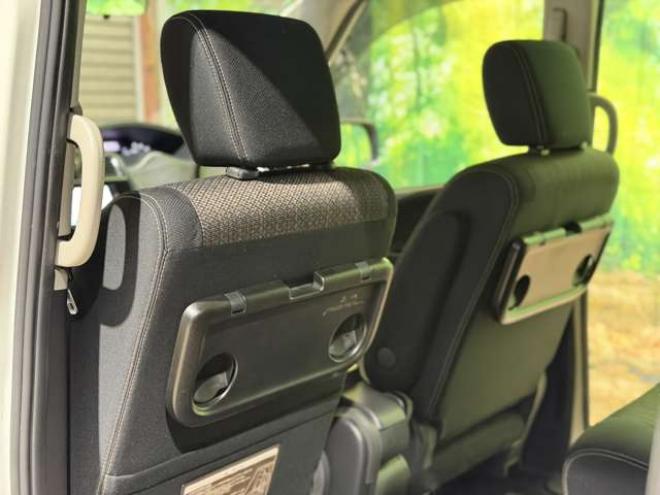 セレナ2.0 ハイウェイスター Vセレクション+Safety 4WD　防錆塗装4WDTVナビBカメエンスタETCドラレコ積込タイヤ 2000