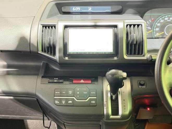 ステップワゴン2.0 G HIDエディション 4WD　防錆塗装4WDTVナビBカメETC 2000