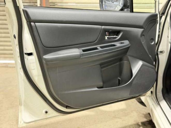インプレッサスポーツ 2.0 i-S アイサイト 4WD　防錆塗装4WDTVナビドラレコ 2000