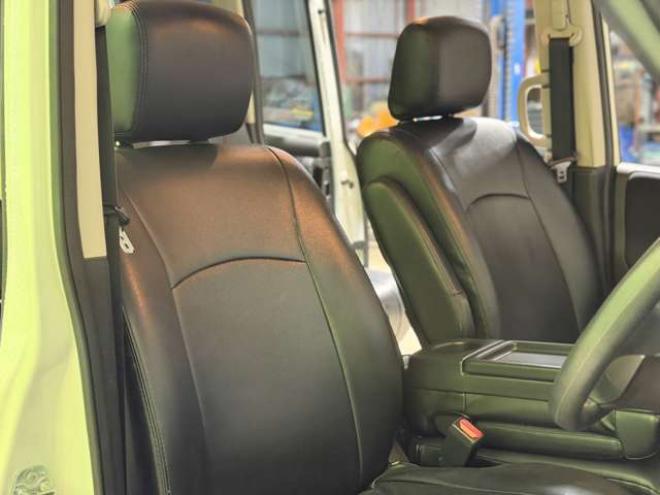 セレナ2.0 20X Vセレクション+Safety 4WD　防錆塗装4WDTVナビBカメETC 2000
