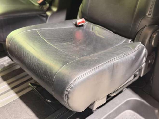 セレナ2.0 20X Vセレクション+Safety 4WD　防錆塗装4WDTVナビBカメETC 2000