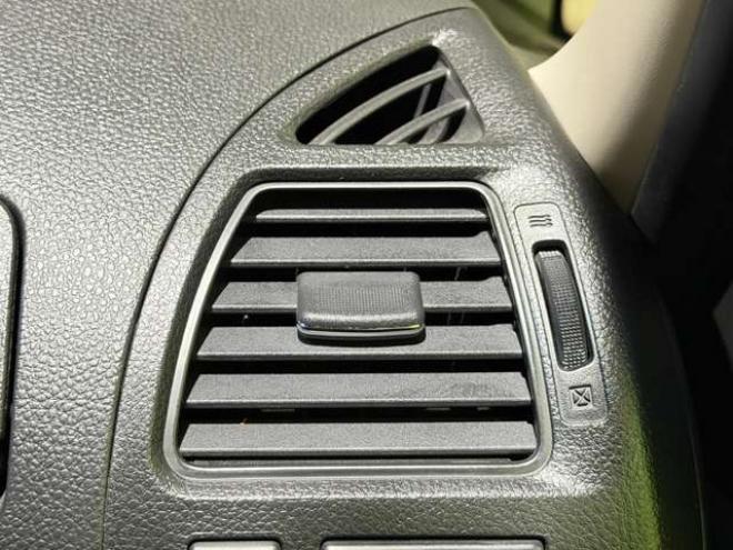 セレナ2.0 20X Vセレクション+Safety 4WD　防錆塗装4WDTVナビBカメETC 2000
