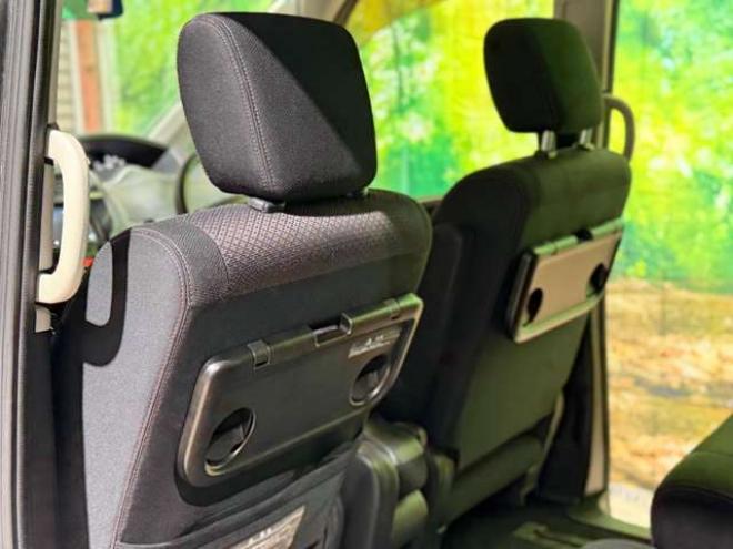 セレナ2.0 ハイウェイスター 4WD　防錆塗装4WDBluetoothオーディオCDスマキーエンスタドラレコ 2000