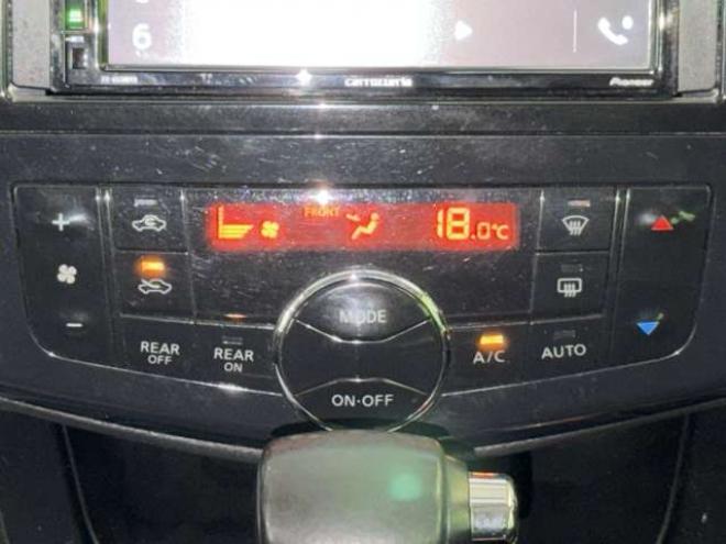 セレナ2.0 ハイウェイスター 4WD　防錆塗装4WDBluetoothオーディオCDスマキーエンスタドラレコ 2000