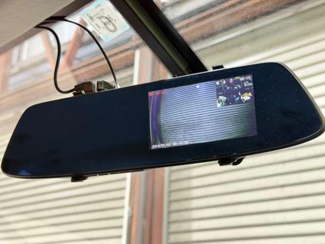 セレナ2.0 ハイウェイスター 4WD　防錆塗装4WDBluetoothオーディオCDスマキーエンスタドラレコ 2000