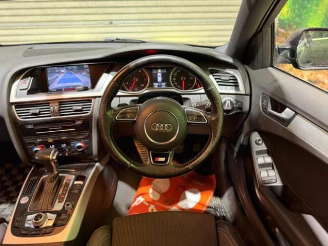 アウディA4アバント 2.0 TFSI クワトロ Sラインパッケージ 4WD　防錆塗装4WDTVナビBカメエンスタETC 正規輸入車 2000