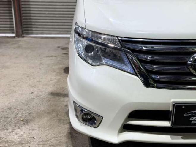 セレナ2.0 ハイウェイスター Vセレクション+Safety 4WD　防錆塗装4WD 2000