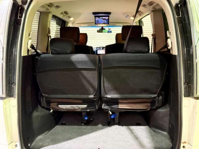 セレナ2.0 ハイウェイスター Vセレクション+Safety 4WD　防錆塗装4WD 2000