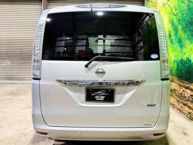 セレナ2.0 20X Vセレクション+Safety アンシャンテ セカンドスライドUP AセーフティPKG 4WD　防錆塗装4WDTVナビBカメエンスタETC積込タイヤ 2000