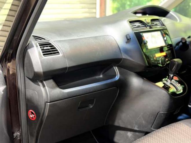 セレナ2.0 ハイウェイスター Vセレクション+Safety アドバンストセーフティ パッケージ 4WD　防錆塗装4WDTVナビBカメエンスタETC後席モニタ 2000