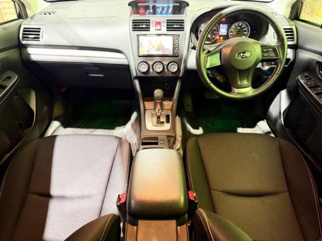 インプレッサスポーツ 2.0 i アイサイト 4WD　防錆塗装4WDTVナビBカメETC 2000